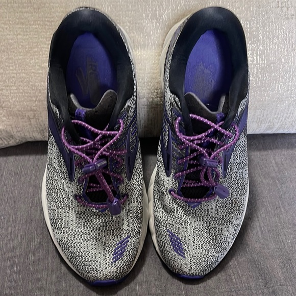 Brooks Adrenaline 19 Loft Running Shoes Sz 9 Gray/ Purple Excellent Condition - Picture 2 of 7